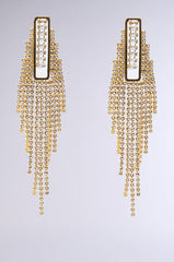 ITS GIVING SEASON EARRING IN GOLD