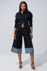 FEELS LIKE MONEY DENIM BERMUDA SHORT