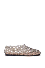AKIRA LINUS BLACK FLAT