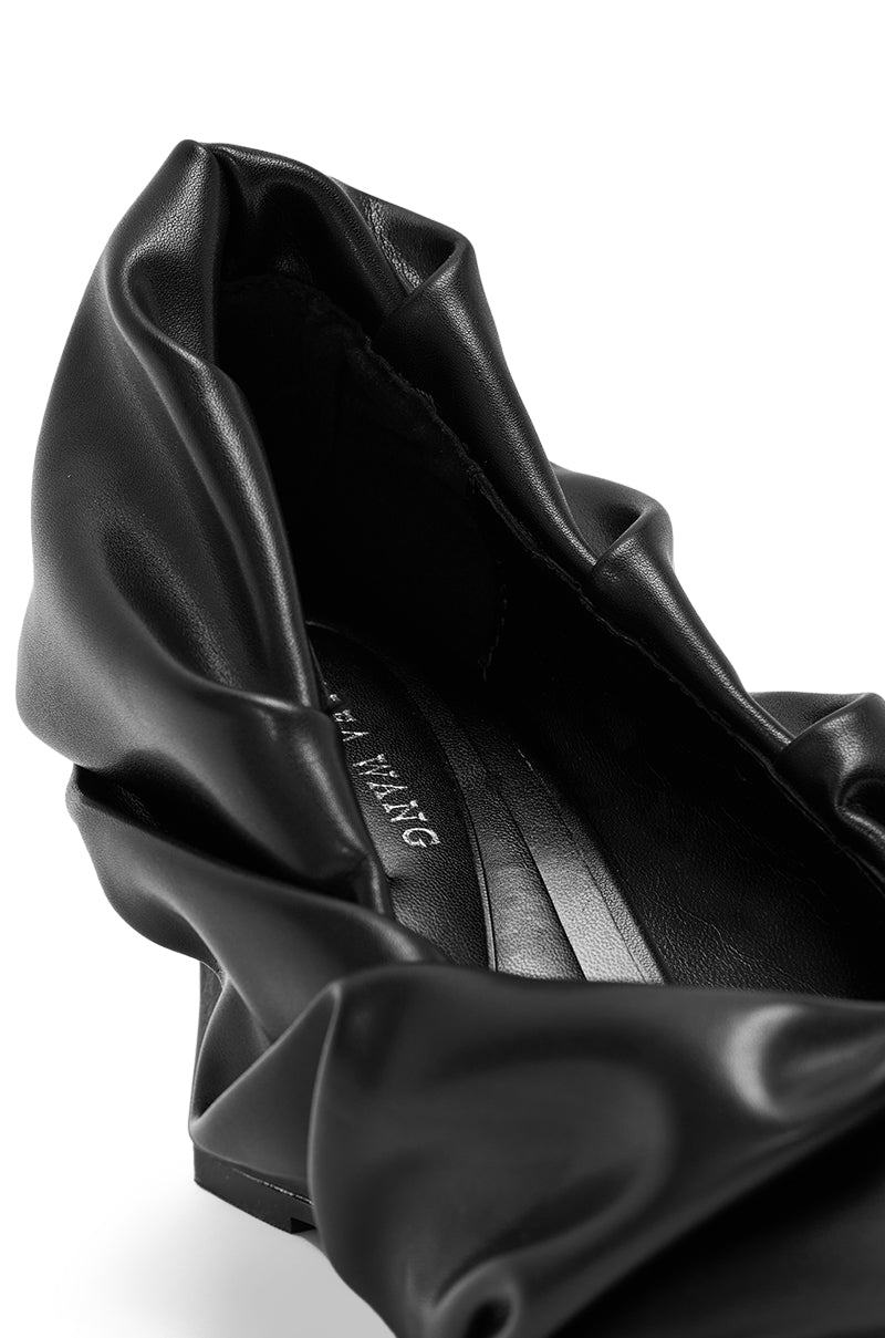 AZALEA WANG AICHA BLACK RUCHED WEDGE PUMP