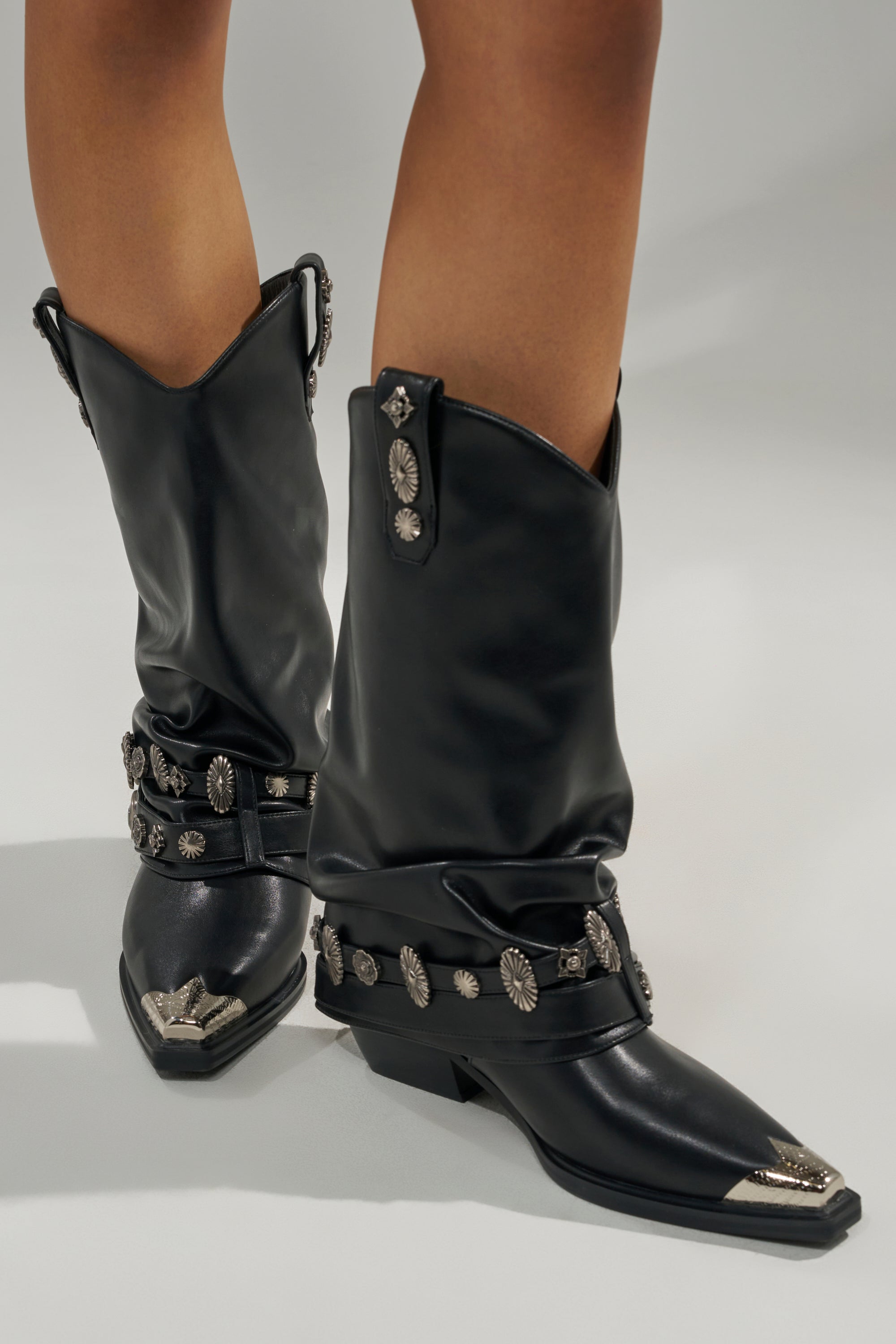 AZALEA WANG ASHRAF BLACK PU SILVER HARDWARE WESTERN BOOTIE