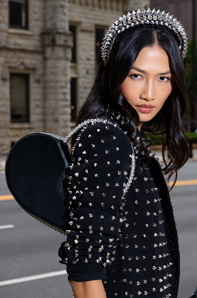 HEART BREAKER LARGE CLUTCH