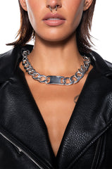 KELLY CHOKER NECKLACE