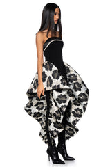 LA LA STRAPLESS FLARED JUMPSUIT