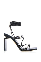 LACED BLACK CHUNKY SANDAL