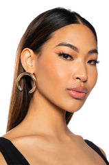 LUCKY EARRING IN GOLD