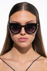 PUT IT ON MY TAB SUNNIES
